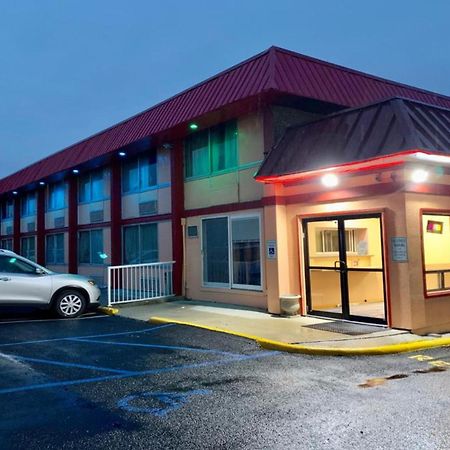 Red Carpet Inn & Suites Lima -Listing Partner Ngoại thất bức ảnh