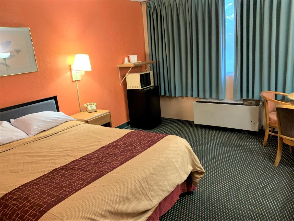 Red Carpet Inn & Suites Lima -Listing Partner Ngoại thất bức ảnh