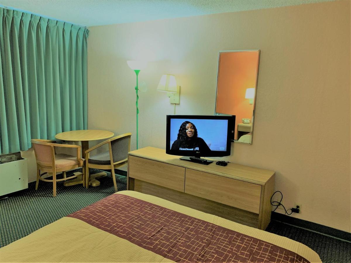 Red Carpet Inn & Suites Lima -Listing Partner Ngoại thất bức ảnh