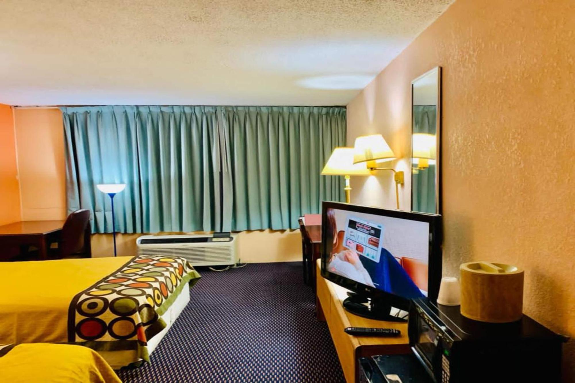 Red Carpet Inn & Suites Lima -Listing Partner Ngoại thất bức ảnh