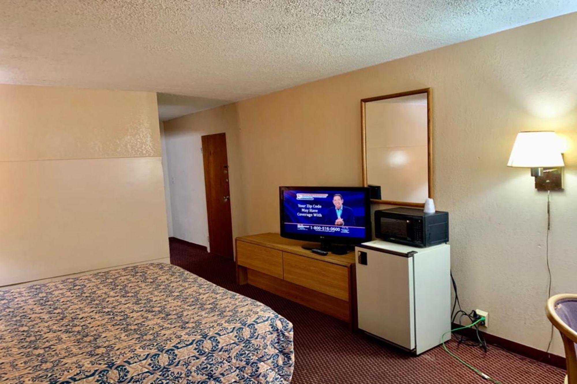 Red Carpet Inn & Suites Lima -Listing Partner Ngoại thất bức ảnh