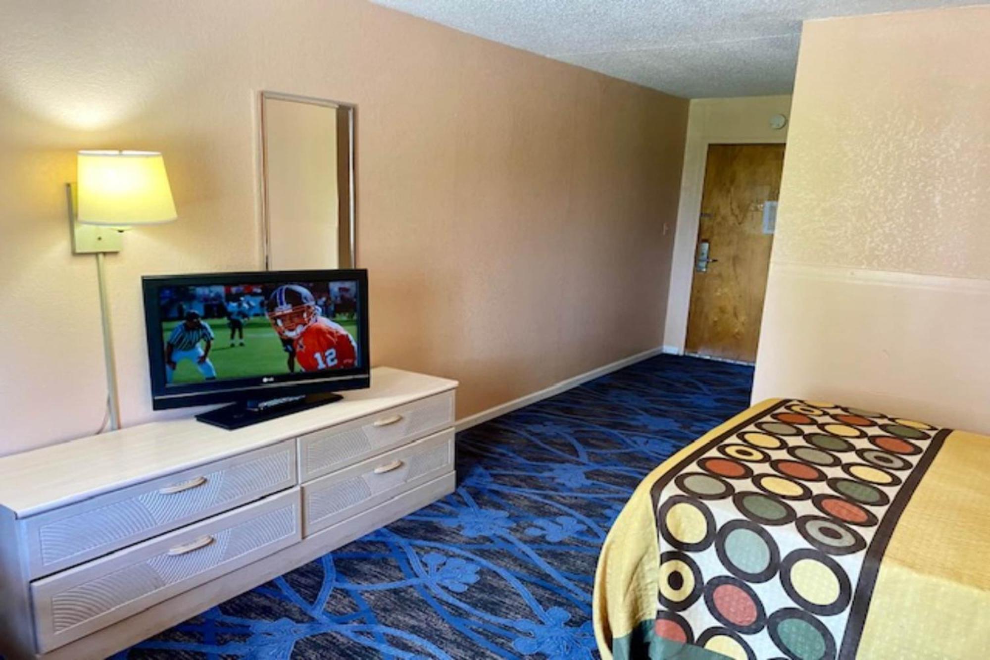 Red Carpet Inn & Suites Lima -Listing Partner Ngoại thất bức ảnh